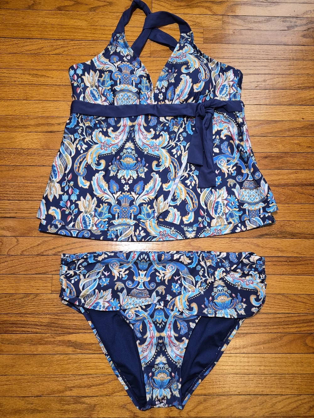 Alex Marie Size Large Tankini Set